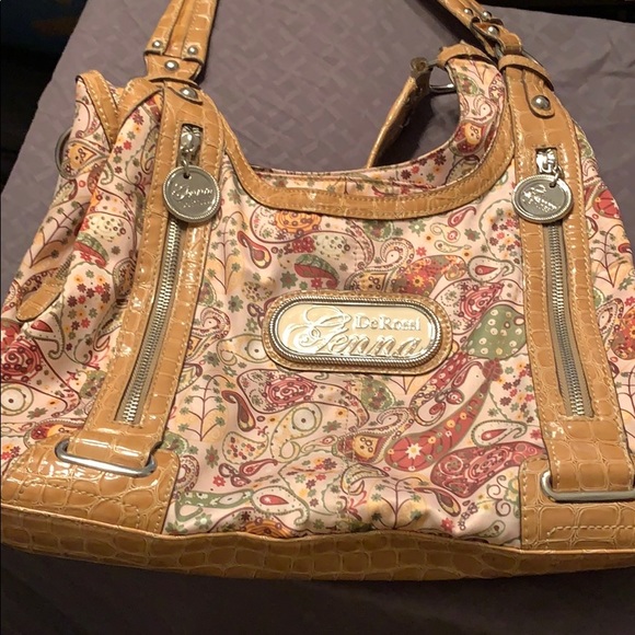 Genna DeRossi purse - Picture 2 of 5
